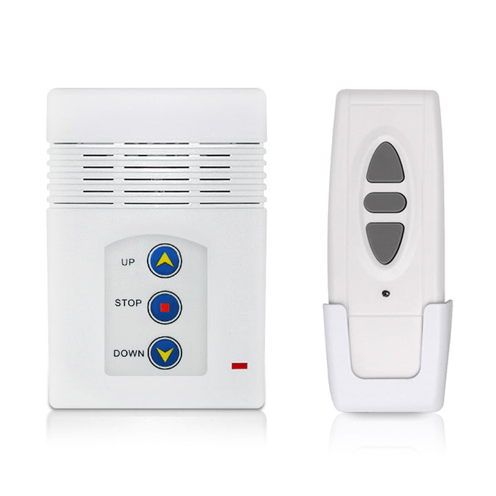 Elektrické projekční plátno  Maclean MC- 562 167'' 1:1 300x300cm  dálkové ovládání