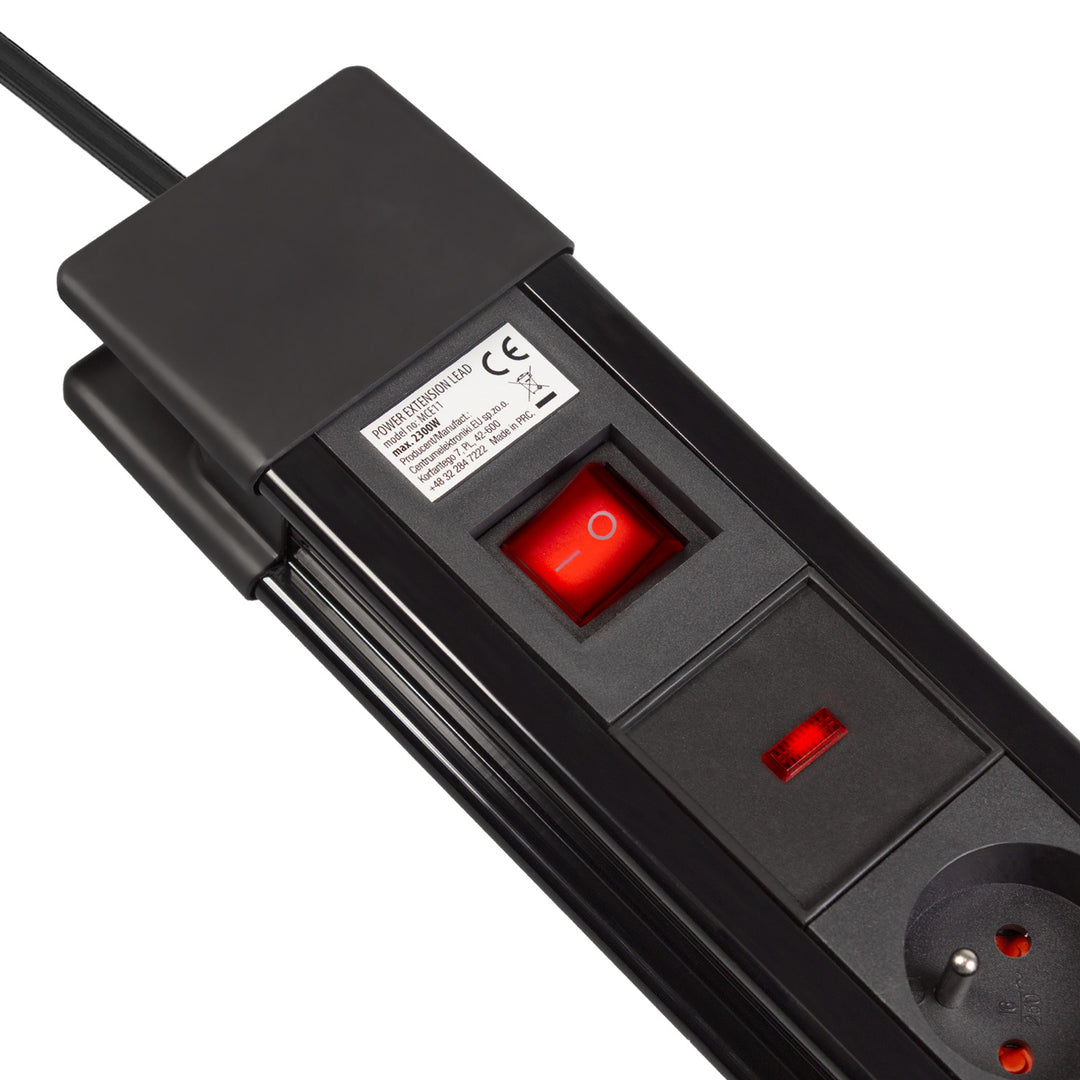 Napájecí lišta 8 zásuvek, osvětlený vypínač, ochrana dětí Maclean MCE11