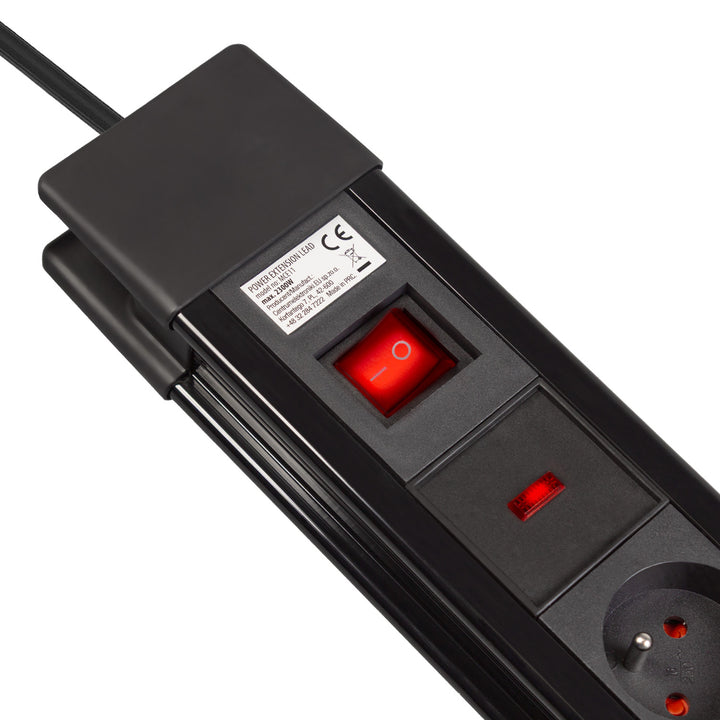 Napájecí lišta 8 zásuvek, osvětlený vypínač, ochrana dětí Maclean MCE11