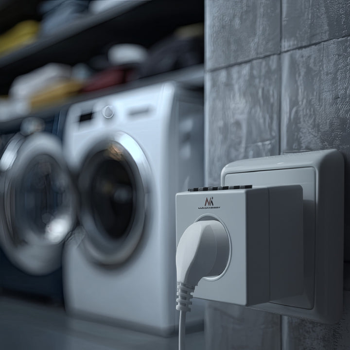 Programovatelný digitální časovač Schuko 3600W max 156 programů Maclean Energy MCE30