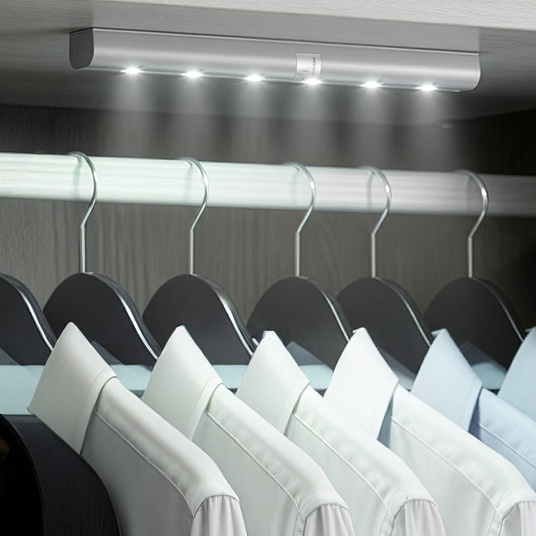 Světelná lišta s pohybovým čidlem 6LED podélná MCE123 Maclean Energy 5xAAA