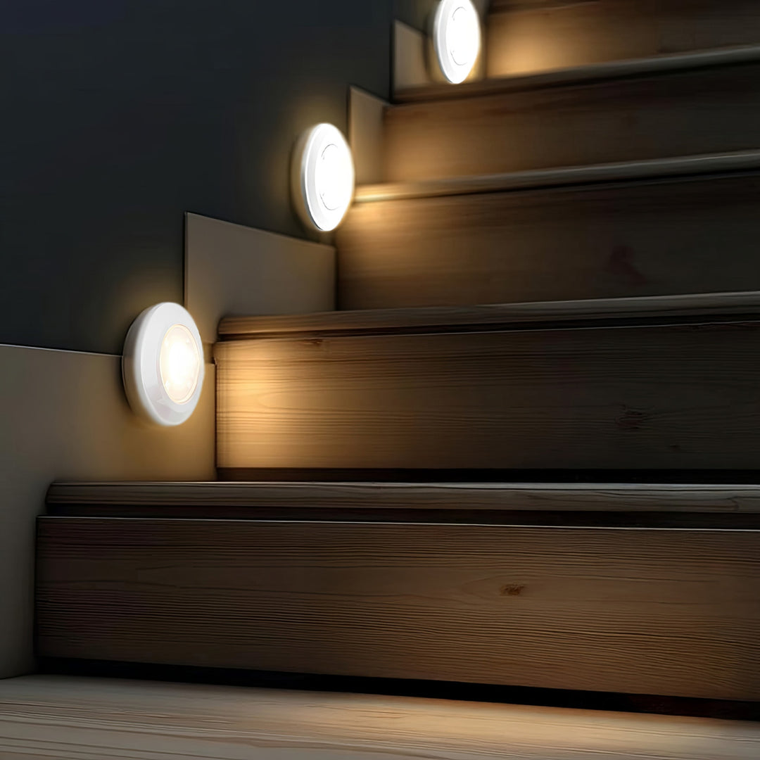 Sada 6 LED světel Maclean Energy s ovládačem na  baterie 3xAAA MCE165 Maclean