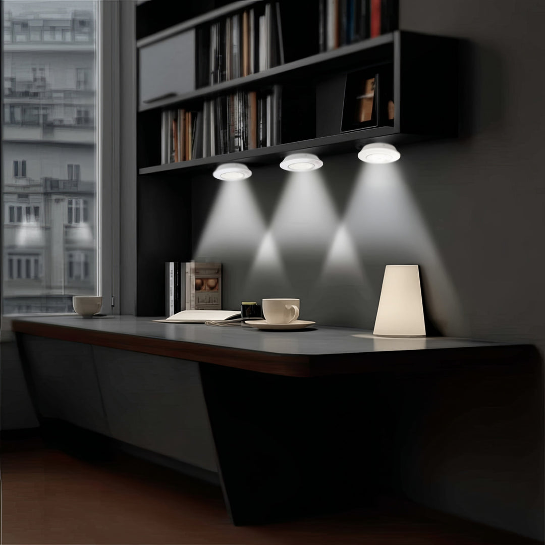 Sada 6 LED světel Maclean Energy s ovládačem na  baterie 3xAAA MCE165 Maclean