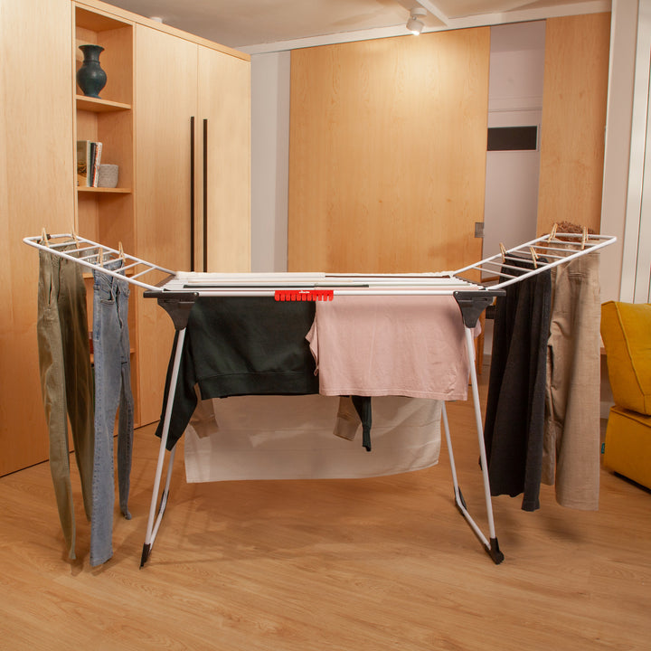 Stojanový sušák na prádlo Vileda King s tlustými hliníkovými šňůrami