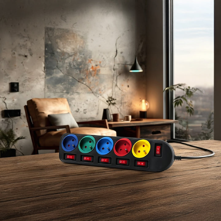 Prodlužovací kabel 5 zásuvek s vypínači Maclean Energy MCE204M 250VAC / 10A 1,5m, vícebarevný