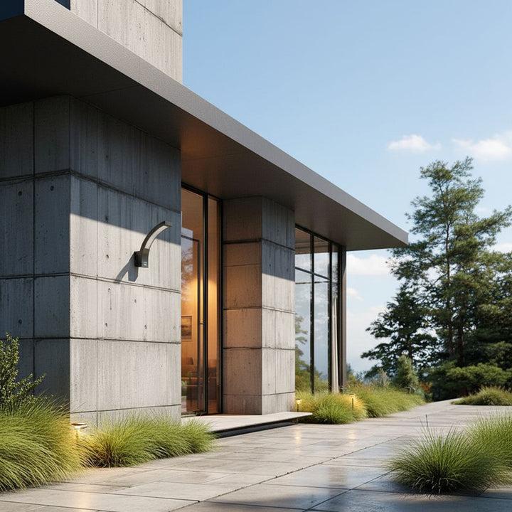 LED lampa s infračerveným pohybovým senzorem MCE244 750lm 10 W IP54 Maclean Energy