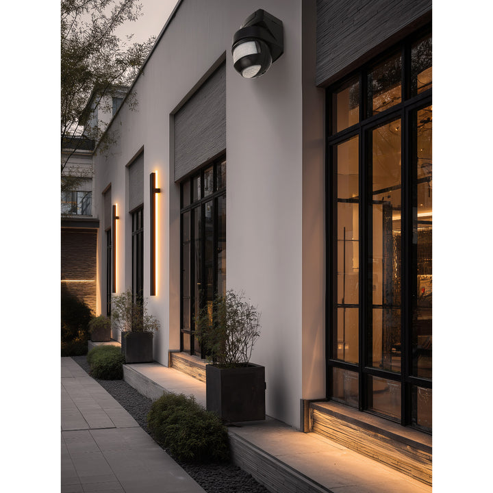 Nástěnný senzor pohybu a soumraku 180 ° + 360 ° 2000 W Maclean Energy MCE295 černý