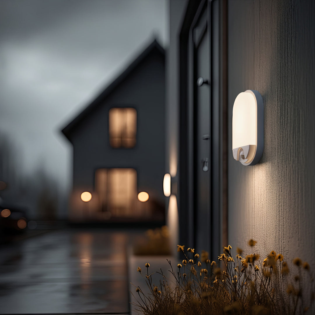 LED lampa s infračerveným pohybovým senzorem MCE340 W 1100lm 15W IP54 Maclean Energy přírodní bílá (4000K)