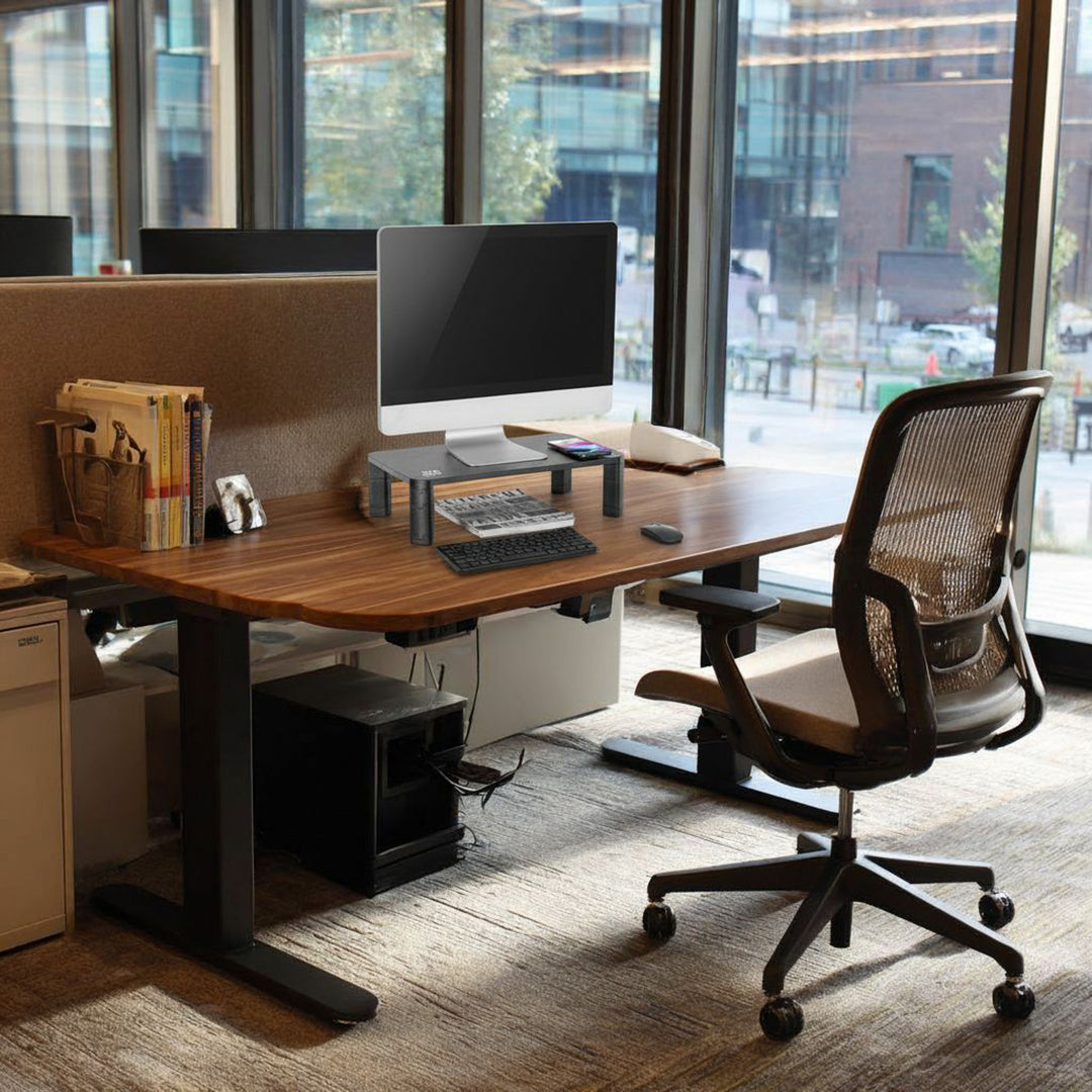 Ergo Office ER-415 Výškově nastavitelný stojan s bezdrátovým nabíjením Qi Stojan na monitor 17"~32" do max. 20 kg Indukční nabíječka