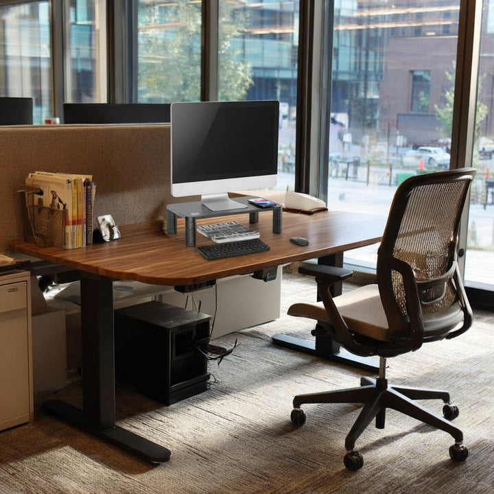 Ergo Office ER-415 Výškově nastavitelný stojan s bezdrátovým nabíjením Qi Stojan na monitor 17"~32" do max. 20 kg Indukční nabíječka