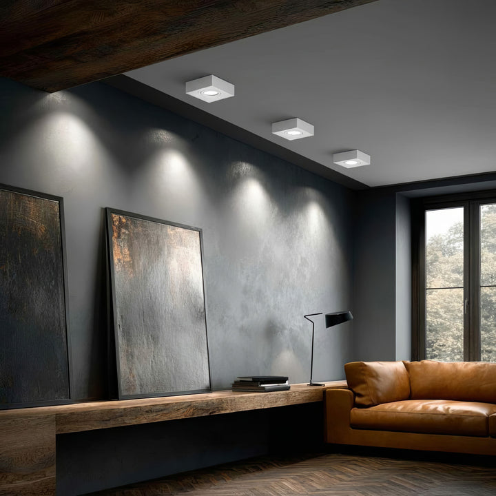 Bodové stropní svítidlo Maclean MCE464 W, pro světelné zdroje MR16 / GU10, bílé, 94x94x32mm, hranaté, alu