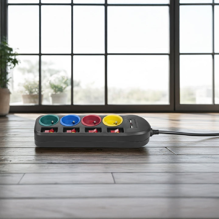 Napájecí lišta Maclean, prodlužovací kabel se 4 zásuvkami + 2xUSB, s přepínači, 250VAC/10A, 2,1A 5V, 1,5 m, černá, MCE229 B