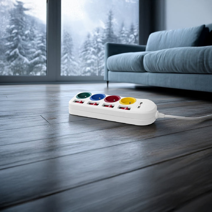 Napájecí lišta Maclean, prodlužovací kabel se 4 zásuvkami + 2xUSB, s přepínači, 250VAC/10A, 2,1A 5V, 1,5 m, bílá, MCE229 W