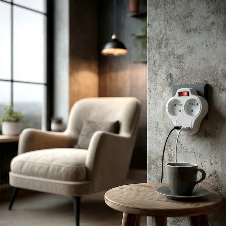 Proudová zásuvka Maclean, rozbočovač se 2 zásuvkami a USB A/C 2,4A, typ E, 2x16A, MCE336 E