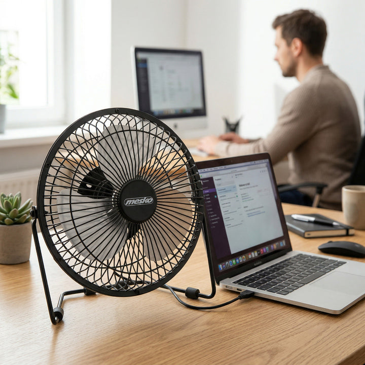 Stolní ventilátor Mesko, průměr 15 cm, napájení přes USB, vertikální oscilace, MS 7322
