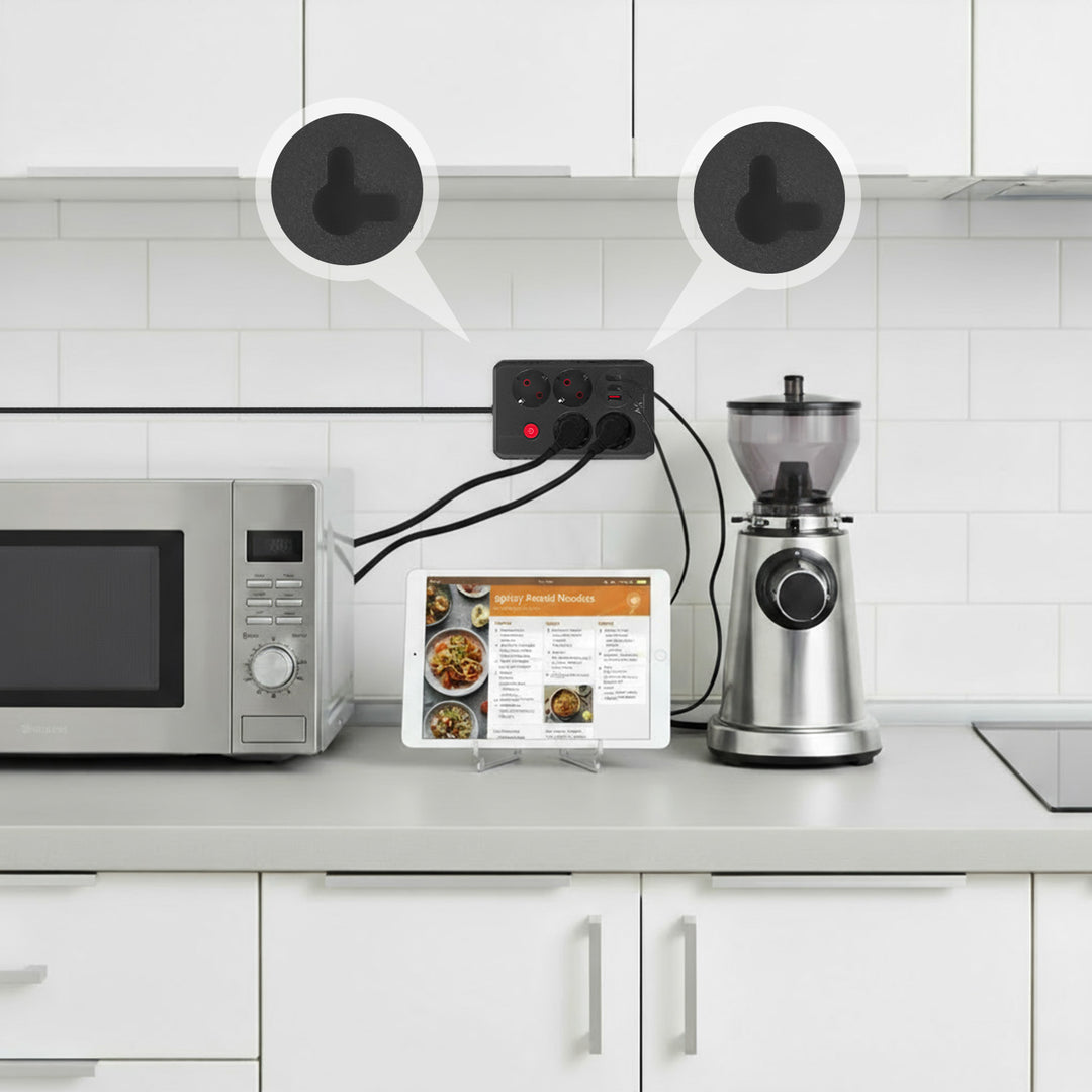 Napájecí lišta Maclean, prodlužovací kabel se 4 zásuvkami + 3xUSB, 110-240V AC 50/60Hz, 2,1A max. 2500W, 3m, černá, MCE393 B