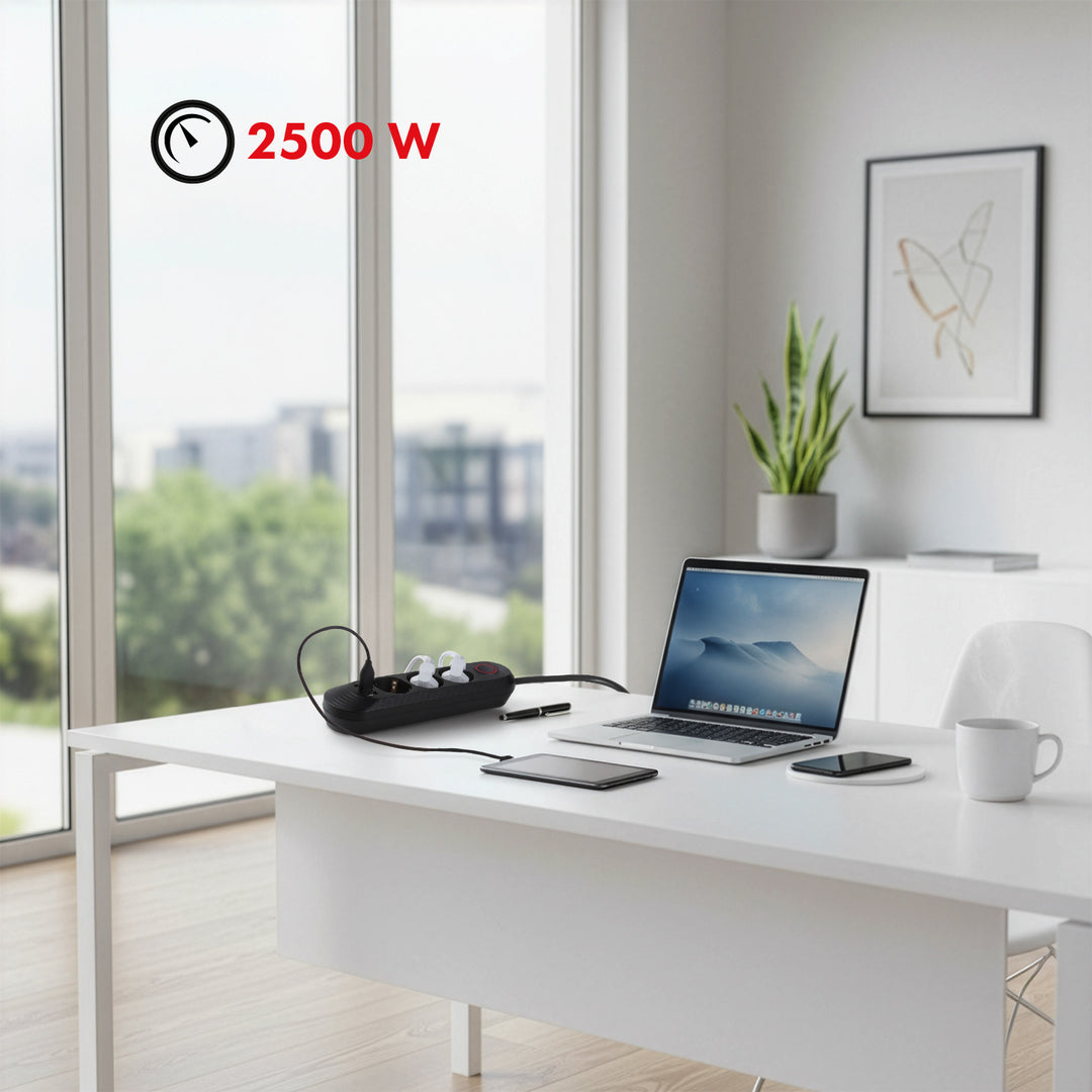 Napájecí lišta Maclean, 3zásuvkový prodlužovací kabel + 3xUSB, 110-240V AC 50/60Hz, 2,1A max. 2500W, 1,5 m, černá, MCE394 B