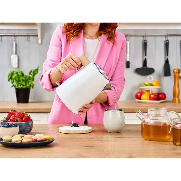 Rychlovarná konvice Lafe, 2200 W, objem 1,7 l, bílá, Scandi