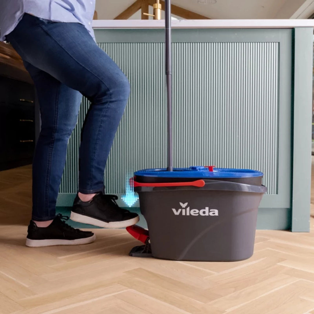 Rotační mop Vileda, dvoukomorový, odstředivý systém, sklopná tyč, snadné čištění rohů, turbo H2prO