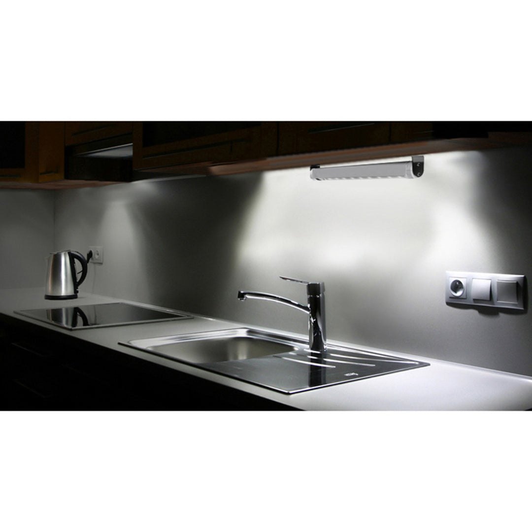 Kuchyňské svítidlo Maclean LED, pod skříňku 9 SMD, napájení bateriemi, PIR senzor zapnutí/vypnutí, MCE166 + 3x baterie Varta Industrial LR6/AA R-06