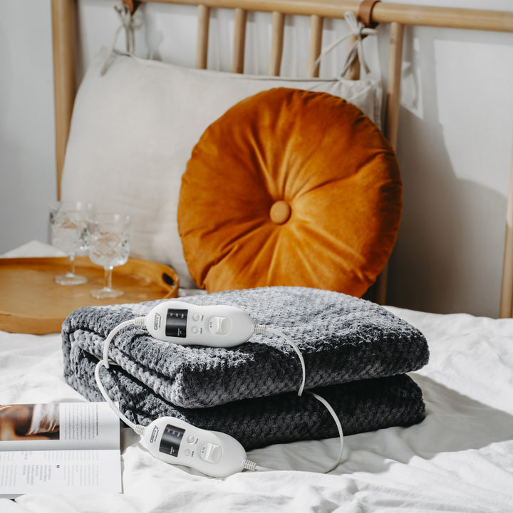 Elektrická deka Camry, pro 2 osoby, rozměry 150x160cm, 8 stupňů ohřevu, výkon 2 x 60W, šedá, CR 7417