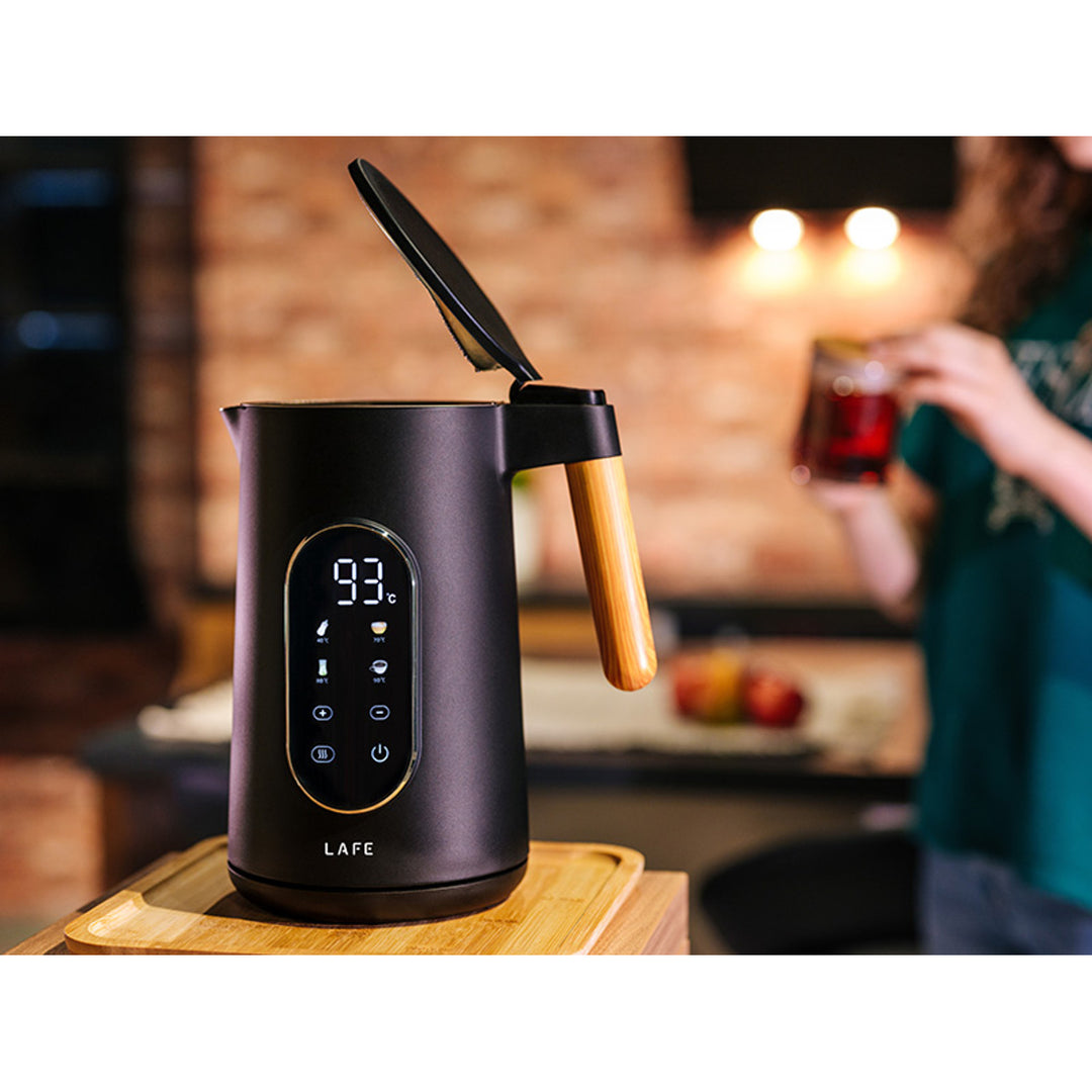 Rychlovarná konvice Lafe, regulace teploty, dvojitá stěna, objem 1,7 l, max. příkon 2200 W, KettleX Pro