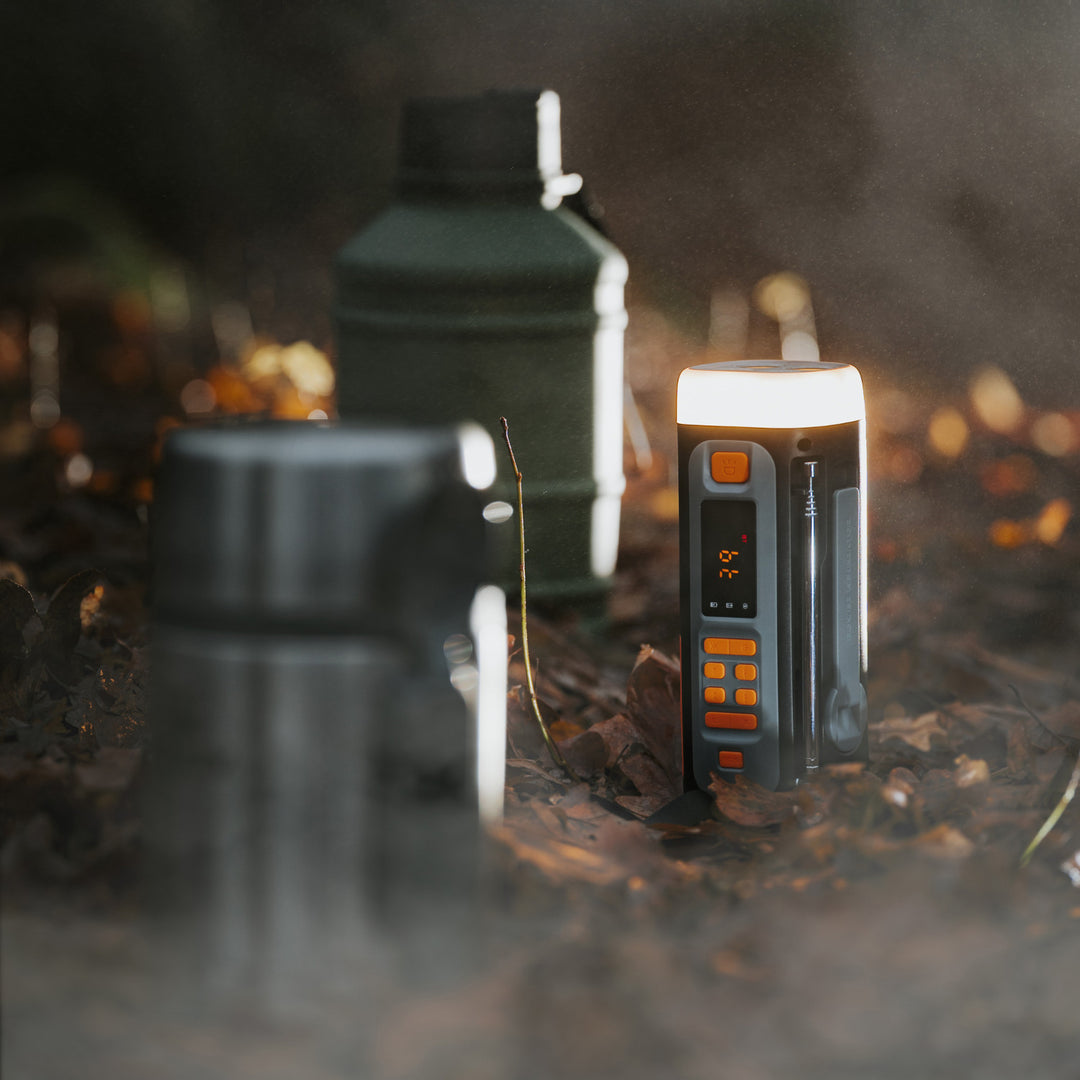 Nouzové rádio Adler, se solárním panelem, klikou a powerbankou, Bluetooth 5.0, LED svítilna 4 W, 4500 mAh, AD 1920