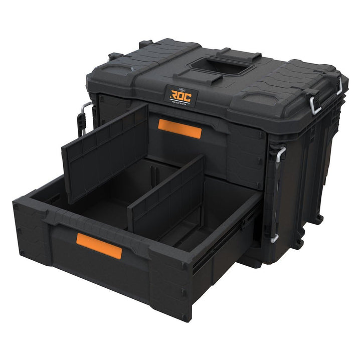 Nástrojová skříňka XL Keter ROC Pro Gear 2.0, se dvěma zásuvkami, přiloženými přepážkami, místem pro visací zámek, předními uzávěry, 259841