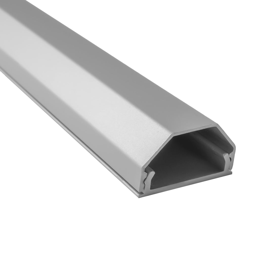 Hliníková krycí lišta na kabely Maclean, 33 × 18 × 750 mm, stříbrná, MCTV-897 S