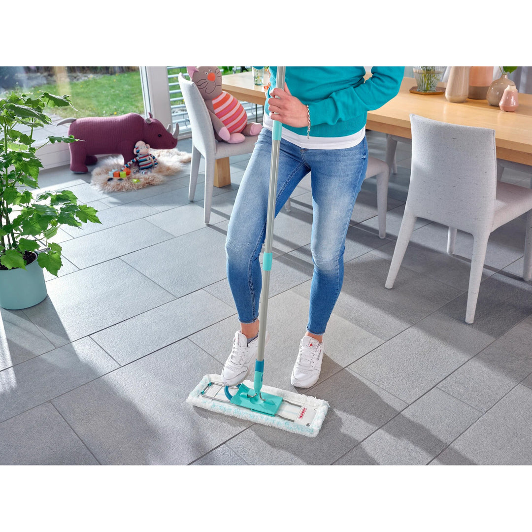 Sada Profi Leifheit, mop a kbelík na kolečkách, vymačkávání nohou, snadné vyprazdňování, objem 8 l, nástavec Micro duo, 55096