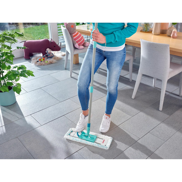 Sada Profi Leifheit, mop a kbelík na kolečkách, vymačkávání nohou, snadné vyprazdňování, objem 8 l, nástavec Micro duo, 55096