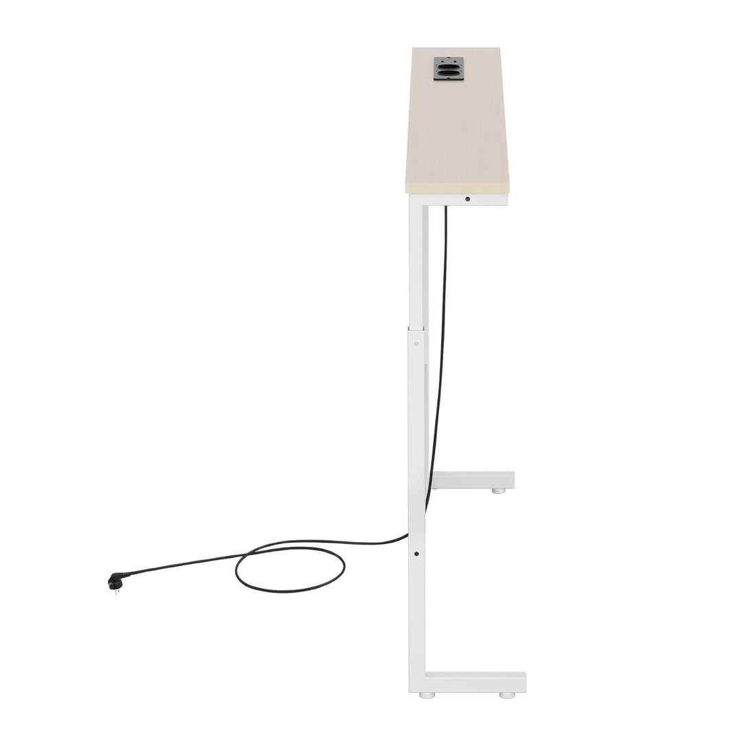 Konzole / stolek s nabíjecí lištou Maclean, bílý se světlou deskou, výškově nastavitelný v rozmezí 62–83 cm, max. 25 kg, kabel 2,5 m, MC-140 W