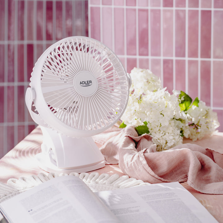 Stolní ventilátor s klipem, na baterii, 15,5 cm, otočný o 360°, USB-C, Adler