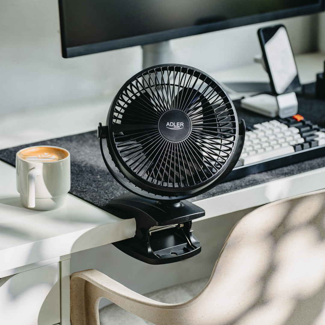 Stolní ventilátor s klipem, na baterii, 15,5 cm, otočný o 360°, USB-C, Adler