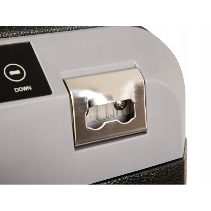 Kompresorová cestovní chladnička do auta Blow, objem 35 l, dotykový ovládací panel, 12 V, 24 V a 230 V, USB-C zásuvka, 44-208#