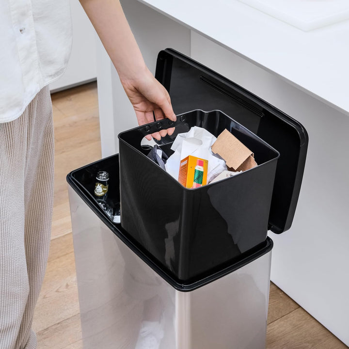 Odpadkový koš s pedálem Curver, nádoby 2×26 l, metalizovaný, stříbrná barva, 251002