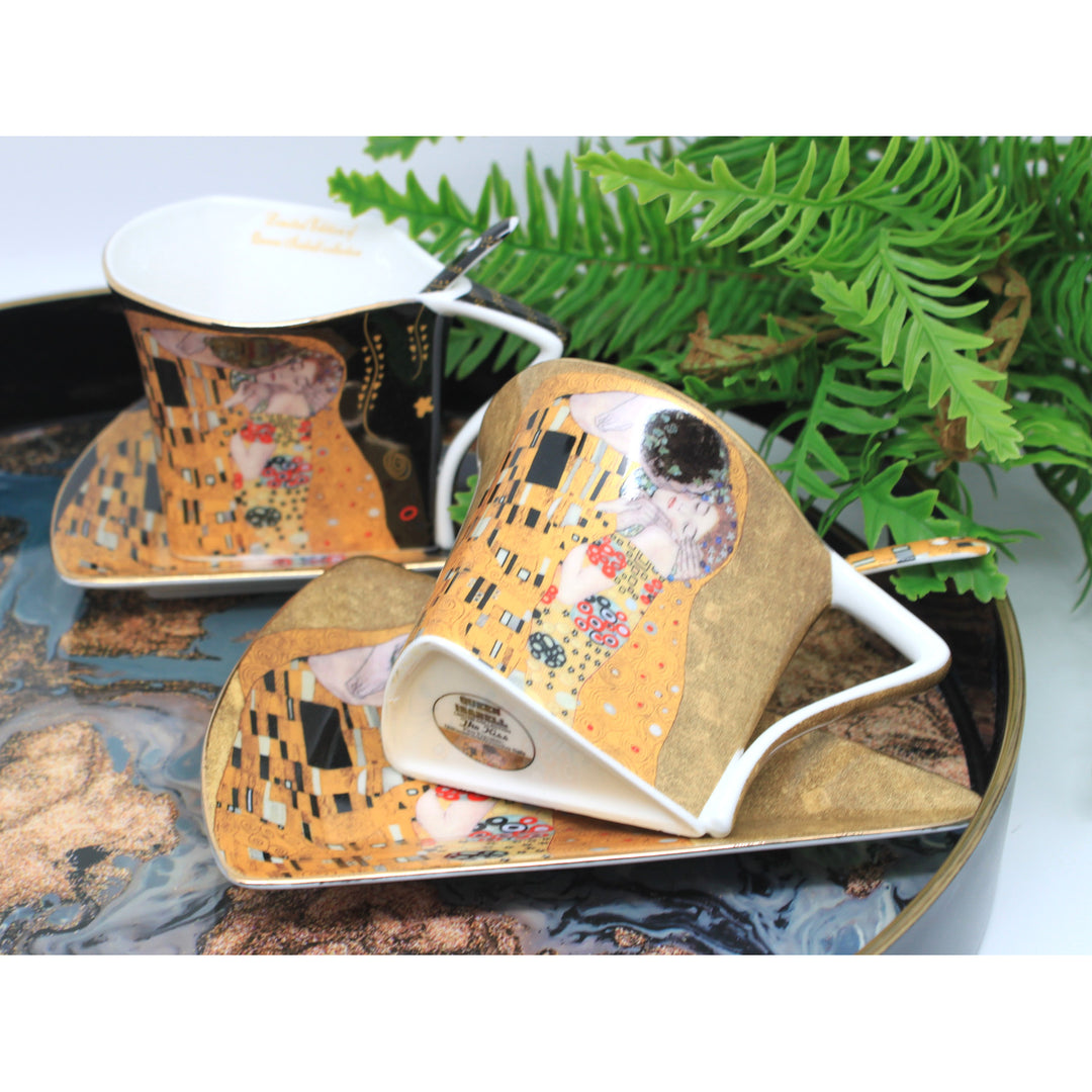 Porcelánové šálky Klimt Polibek 2x180 ml s lžičkami, Queen Isabell
