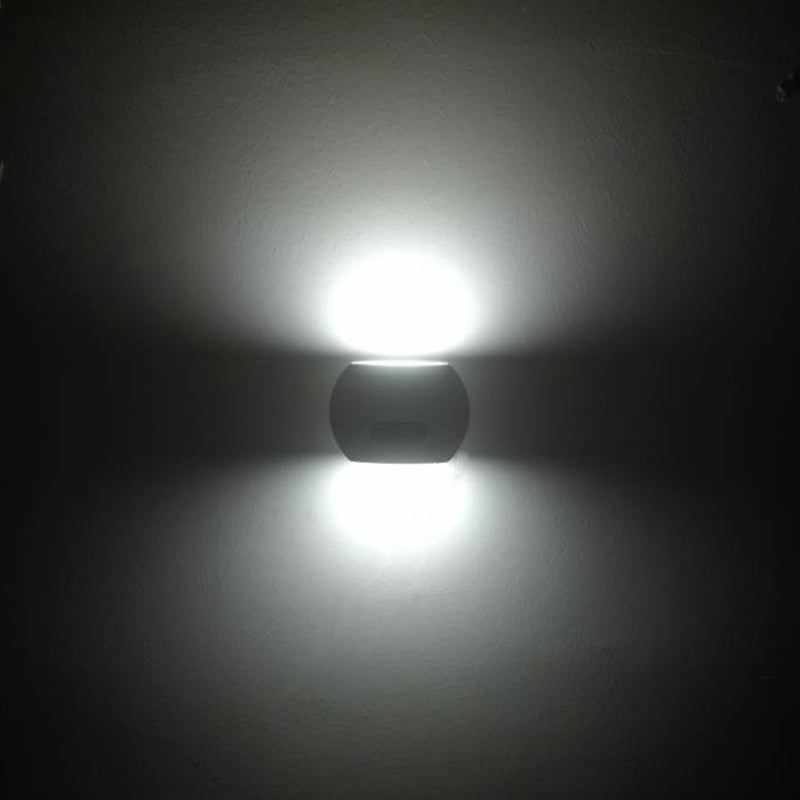 Nástěnná lampa LED s PIR pohybovým senzorem neutrální bílá 20W 1200l MCE366