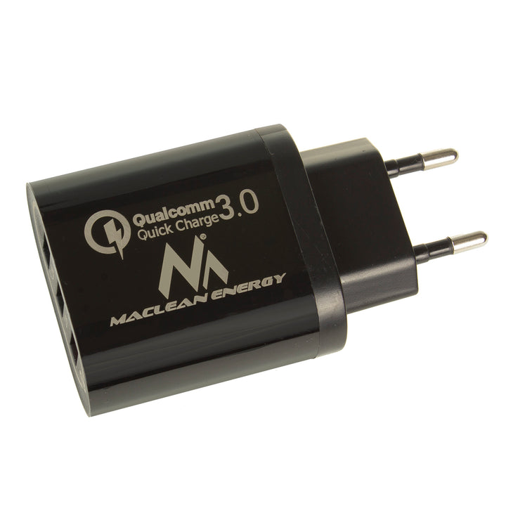 Univerzální nabíječka 3xUSB Maclean Energy MCE479 B - černá Qualcomm Quick Charge QC 3.0 - 3,6-6VV / 3A, 6-9V / 2A, 9-12V / 1,5A a 2 zásuvky 5V / 2,1A