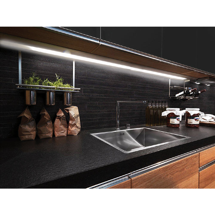 Osvětlovací pásek LED pod skříňku + dálkové ovládání