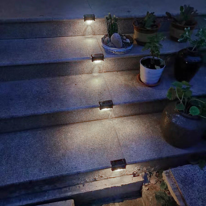 4x Maclean solární LED světlo na schody IP44, 4000K, Ni-MH 100 mAh, 80x45x45mm, soumrakový senzor MCE319