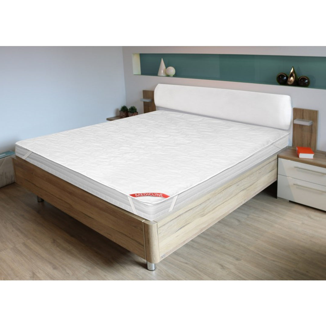 AIO FACTORY Ecco prošívaný matracový topper/potah s gumou, rozměr 90 x 200 cm, bílý